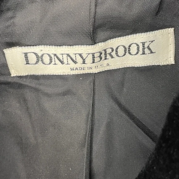 Vintage 80s/90s Donnybrook Oversized Plush Faux Fur Coat - Black - Picture 5 of 13